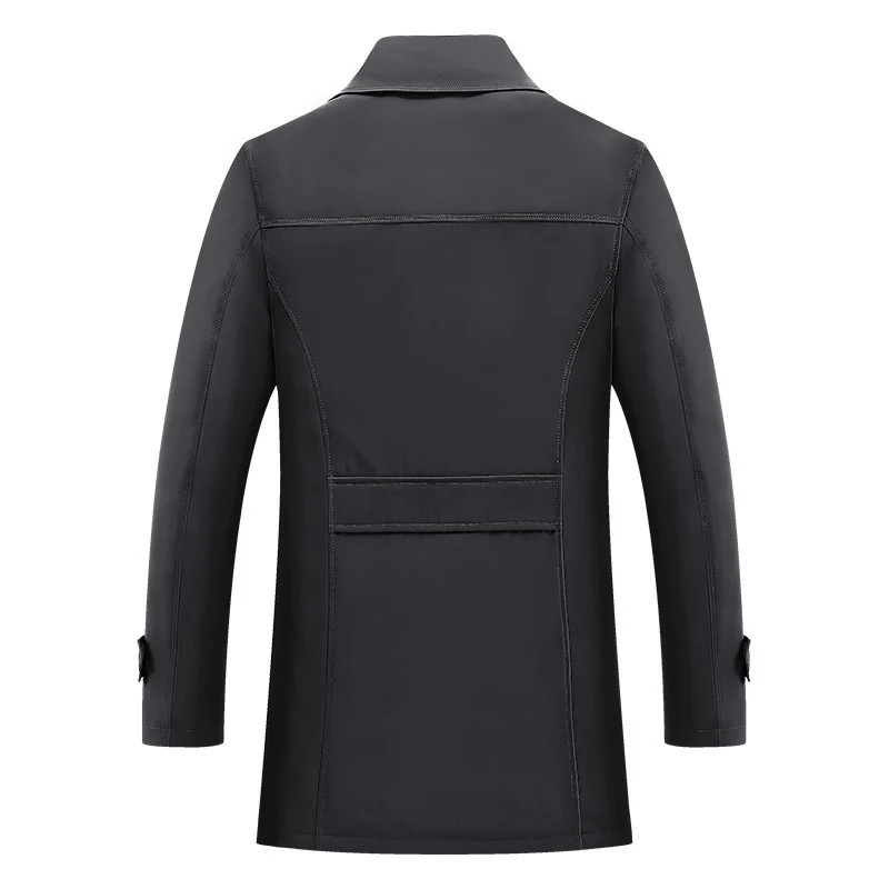 Herren Kurz-Trenchcoat im klassischen Stil mit karierter Innenfütterung, Schulterklappen und Pattentaschen Nord Taschen