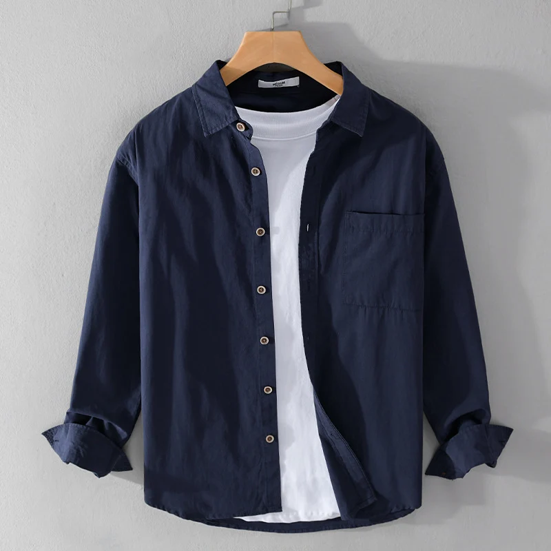 Herren Leichtes Baumwoll-Layering-Overshirt mit Kentkragen, Holzknöpfen und aufgesetzter Brusttasche Nord Taschen