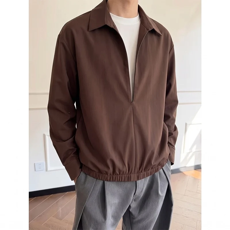 Damen Oversize-Bluse mit tiefem V-Ausschnitt, Hemdkragen und elastischem Saum Nord Taschen