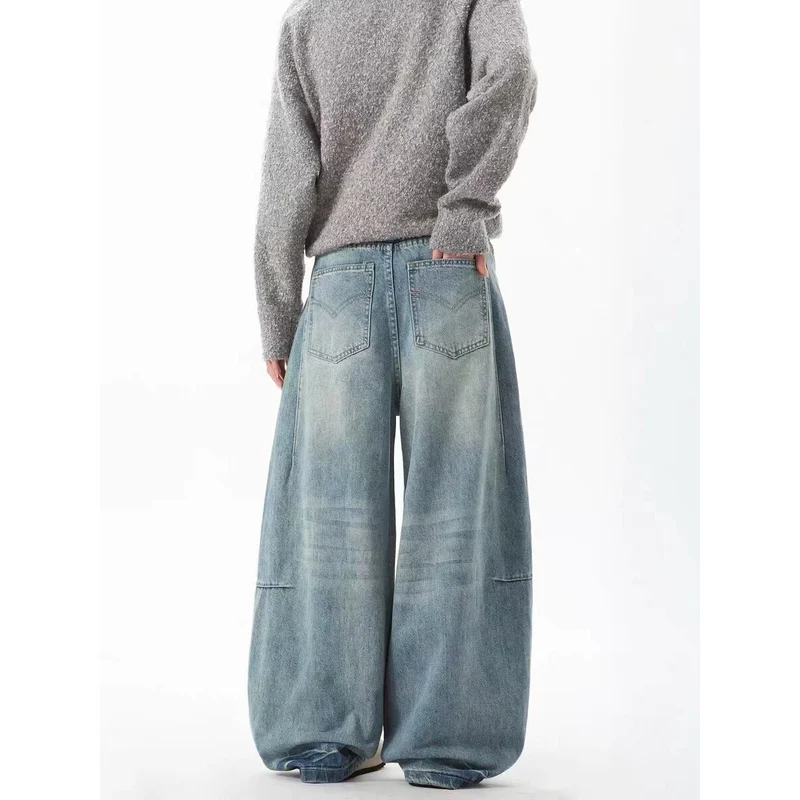Damen Extraweite Vintage-Baggy-Jeans mit extra tiefem Schritt, entspannter Silhouette und used Waschung Nord Taschen