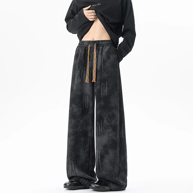 Damen Extraweite Kuschel-Loungehose mit Tunnelzug, weichem Velours und überlangem Saum Nord Taschen