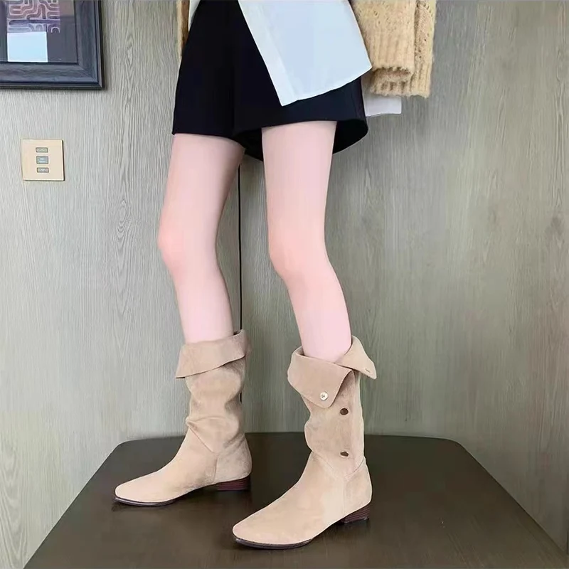 Damen Wadenhohe Velourslederstiefel mit umklappbarer Manschette und spitzer Kappe Nord Taschen