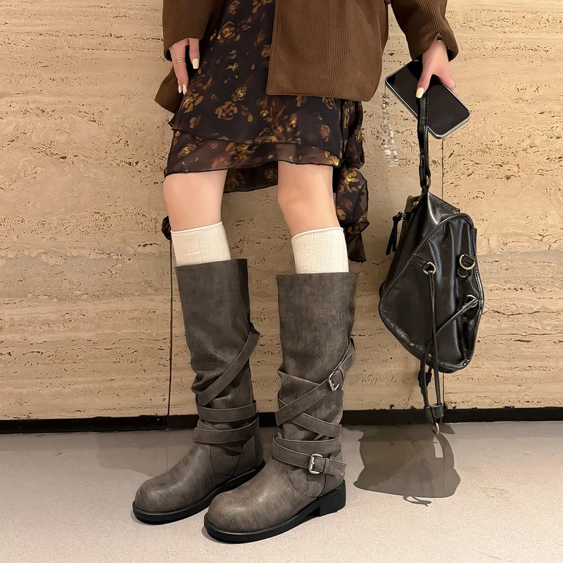 Damen Wadenhohe Bikerstiefel mit Wickelriemen und verstellbaren Schnallen Nord Taschen