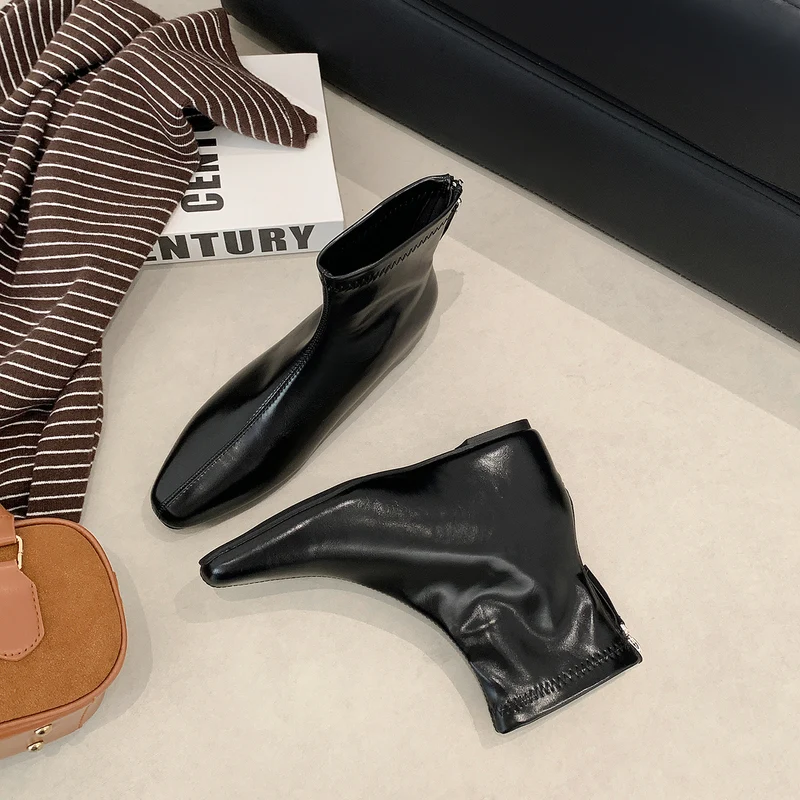 Damen Schlanke Ankle‑Boots mit elastischem Schaft und rückseitigem Reißverschluss Nord Taschen
