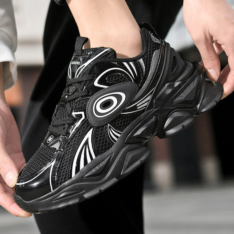 Damen Sportliche Sneakers mit innovativem Dämpfungssystem und futuristischem Design