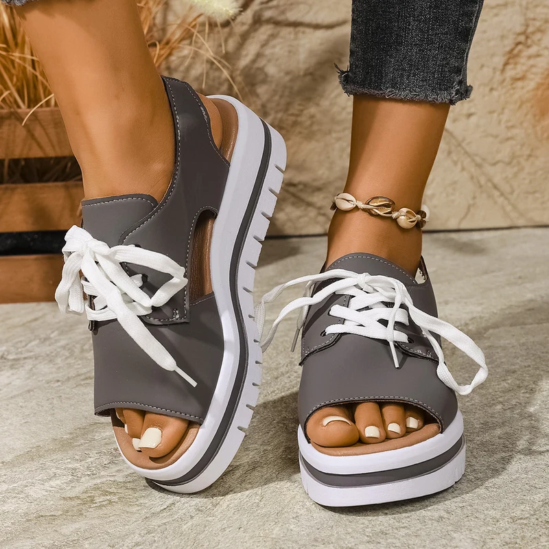 Damen Sneaker-Sandaletten mit offener Zehe und praktischen Schnürsenkeln Nord Taschen