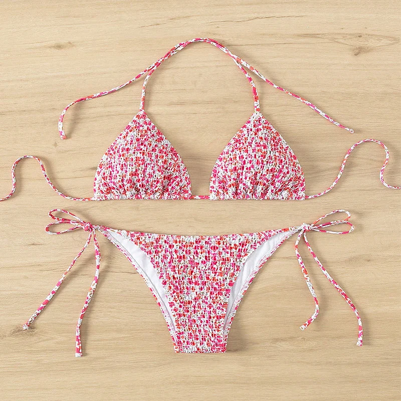 Damen Triangelbikini mit verspieltem Blütenmuster und einstellbaren BindNord Taschenändern Nord Taschen