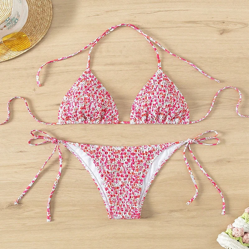 Damen Triangelbikini mit verspieltem Blütenmuster und einstellbaren BindNord Taschenändern Nord Taschen