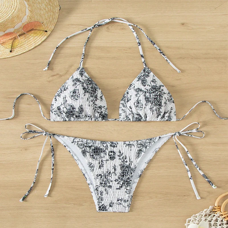Damen Triangelbikini mit verspieltem Blütenmuster und einstellbaren BindNord Taschenändern Nord Taschen