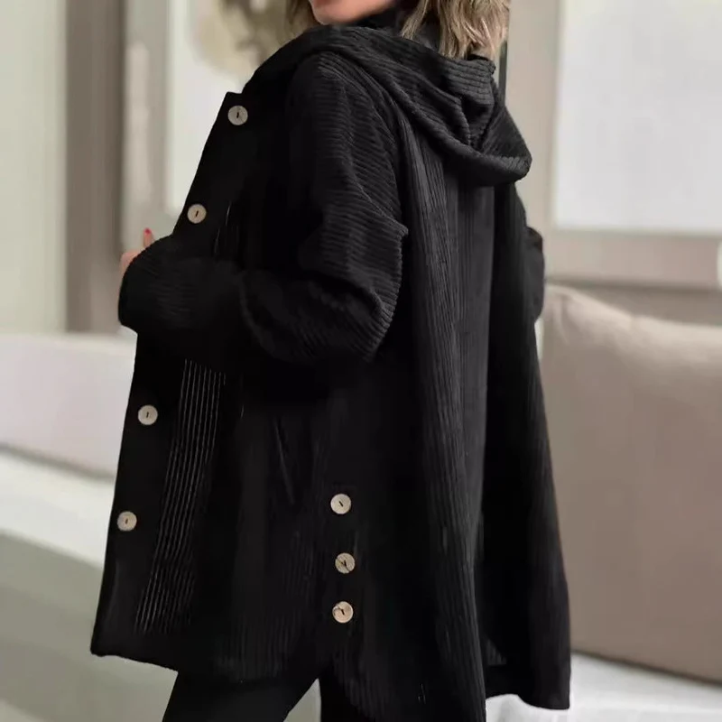 Damen Kapuzenjacke aus Rippstoff mit Holzknöpfen und Freizeit-Schnitt