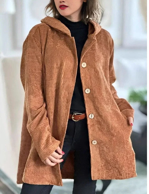 Damen Kapuzenjacke aus Rippstoff mit Holzknöpfen und Freizeit-Schnitt