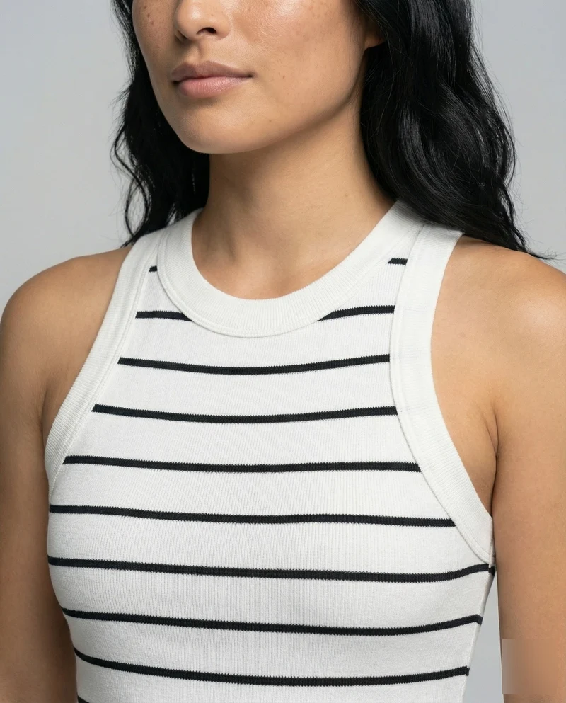 Damen Ripp-Neckholder-Minikleid in figurbetonter Passform