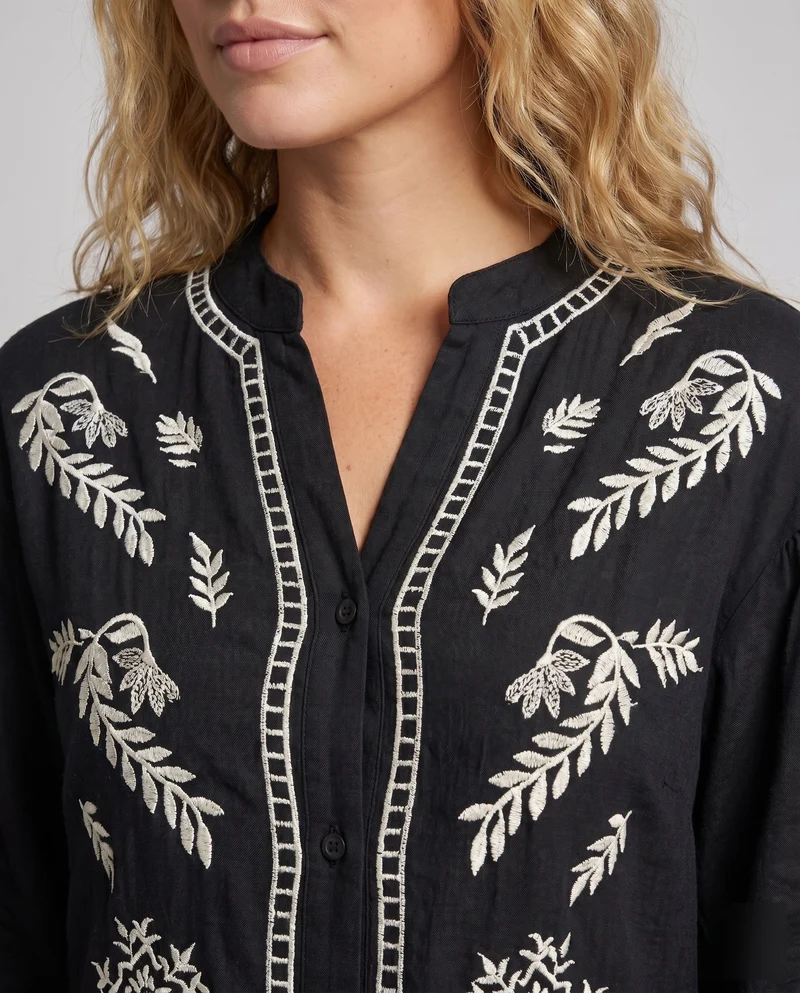 Damen Midikleid mit floraler Stickerei und raffiniertem Knopfverschluss