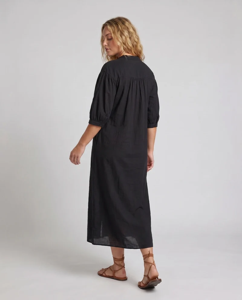Damen Midikleid mit floraler Stickerei und raffiniertem Knopfverschluss
