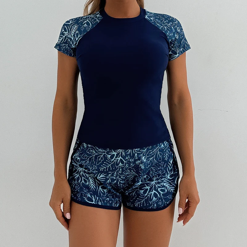 Damen Sportlich gestyltes Rashguard-Set Nord Taschen