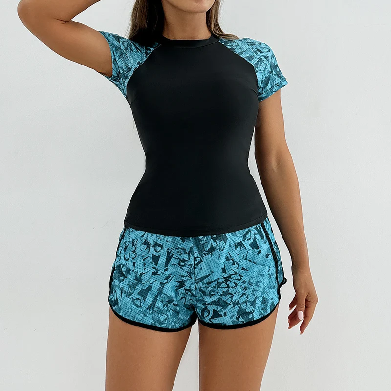 Damen Sportlich gestyltes Rashguard-Set Nord Taschen