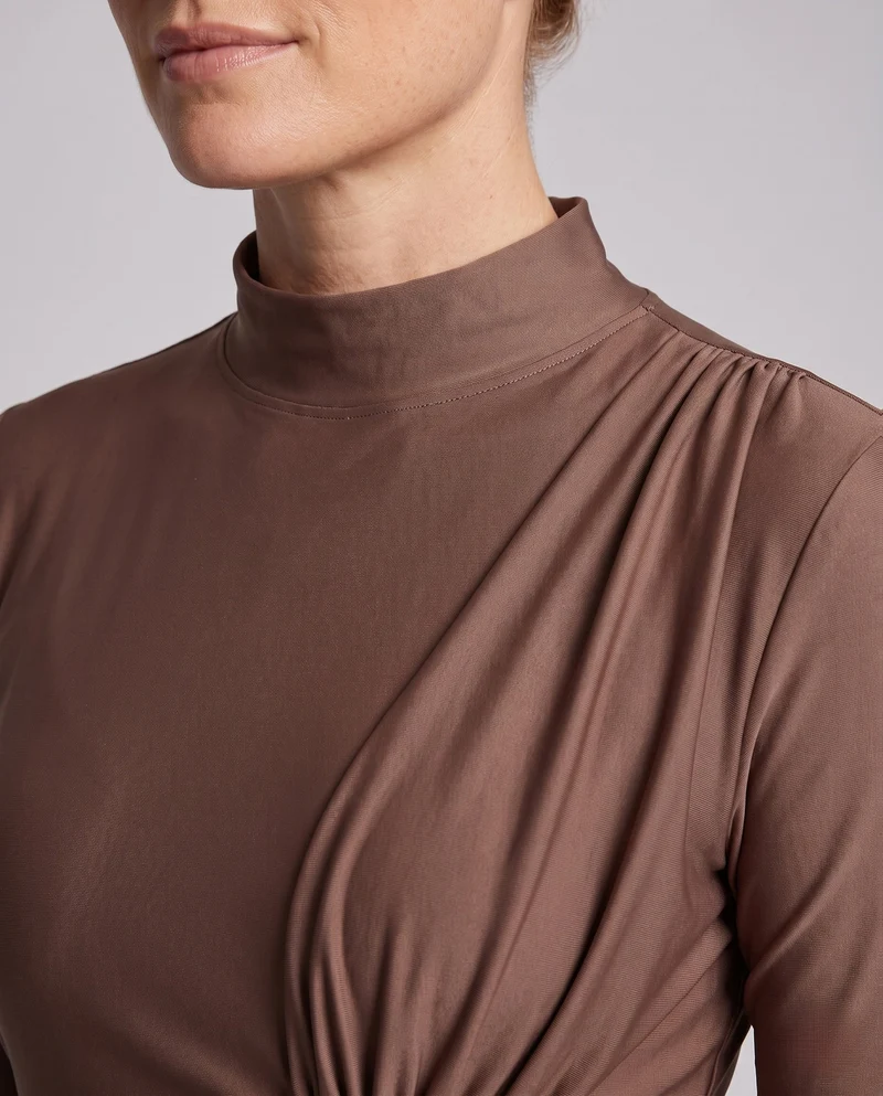 Damen Modischer Sportbadeanzug mit asymmetrischem Rock Nord Taschen