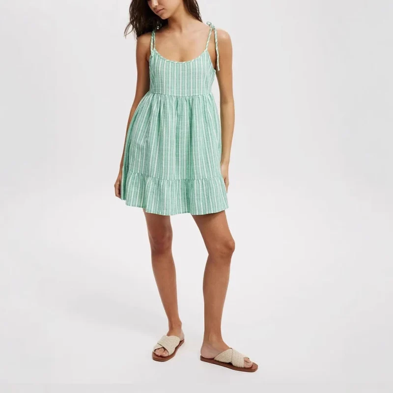 Damen Sommerliches Kurzkleid mit verstellbaren Trägern und Rüschensaum