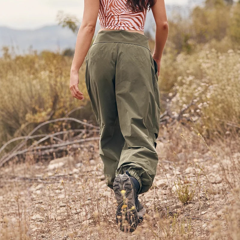 Damen Outdoor-Hose mit elastischem Bündchen und knöpfbarem Verschluss Nord Taschen