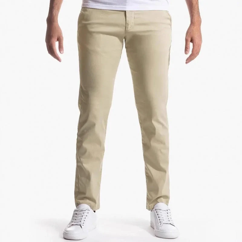 Herren Chinohose mit modernem Schnitt