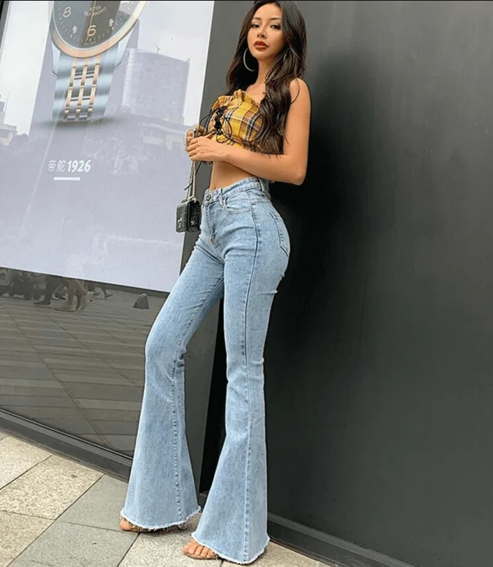 Klassische Schlagjeans für Damen