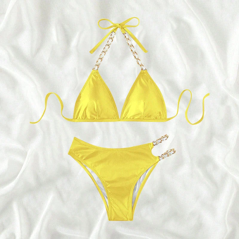 Damen glamouröser Triangel-Bikini mit Kettenakzenten