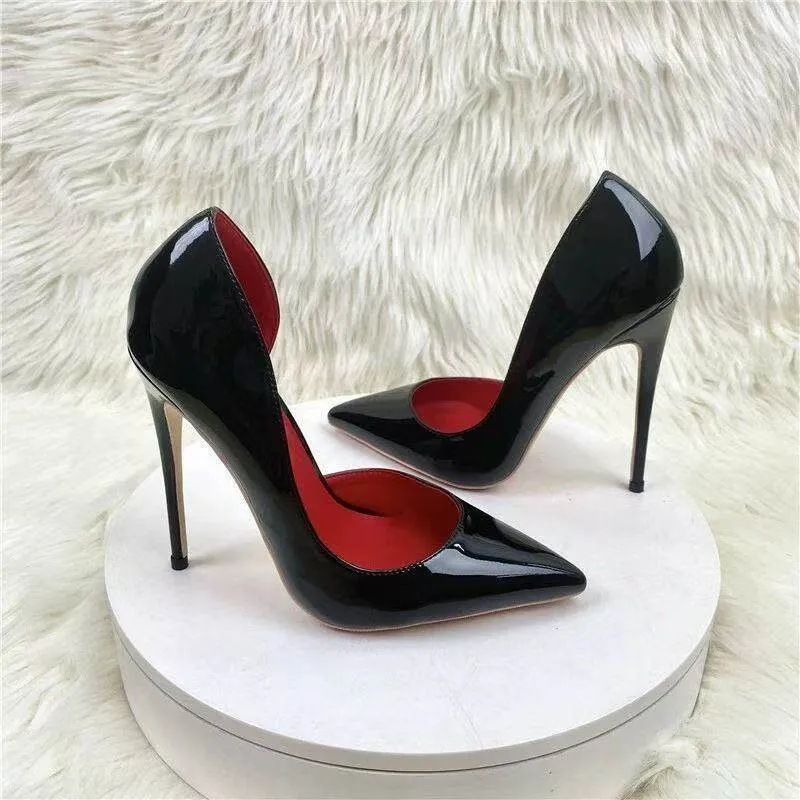 Damen spitze Stiletto Pumps mit glänzender Oberfläche