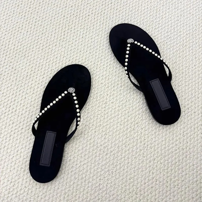 Damen Zehentrenner-Sandalen mit dekorativem Perlenschmuck und komfortablem Fußbett Nord Taschen