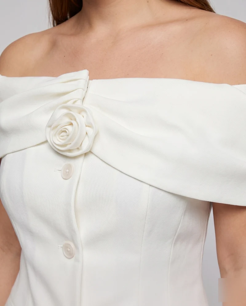 Damen Off-Shoulder Blazer mit figurbetonter Silhouette und voluminösen Ärmeln
