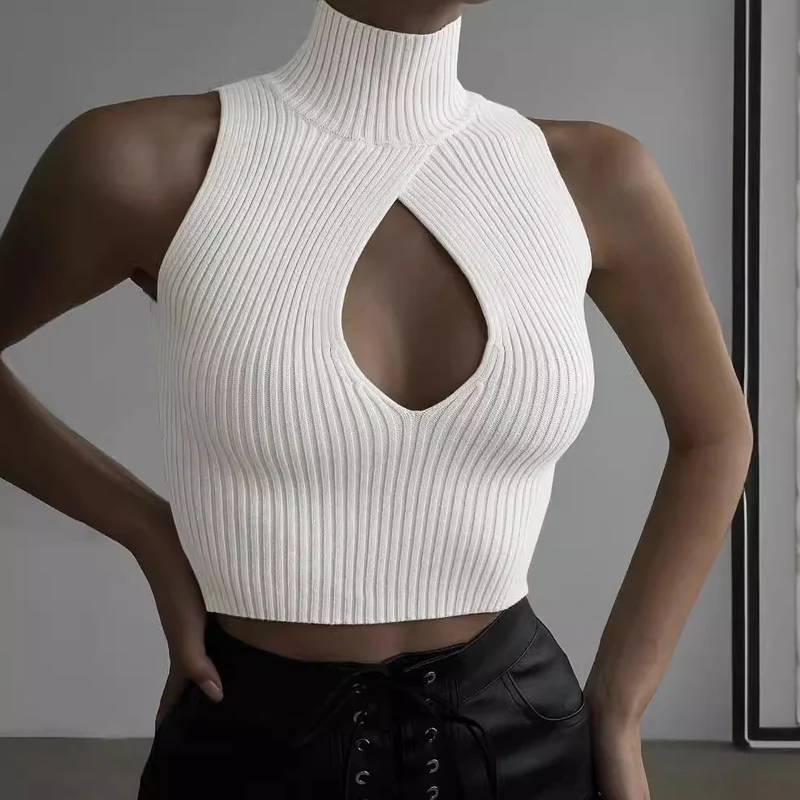 Damen Crop-Top mit hohem Kragen und tiefem Ausschnitt