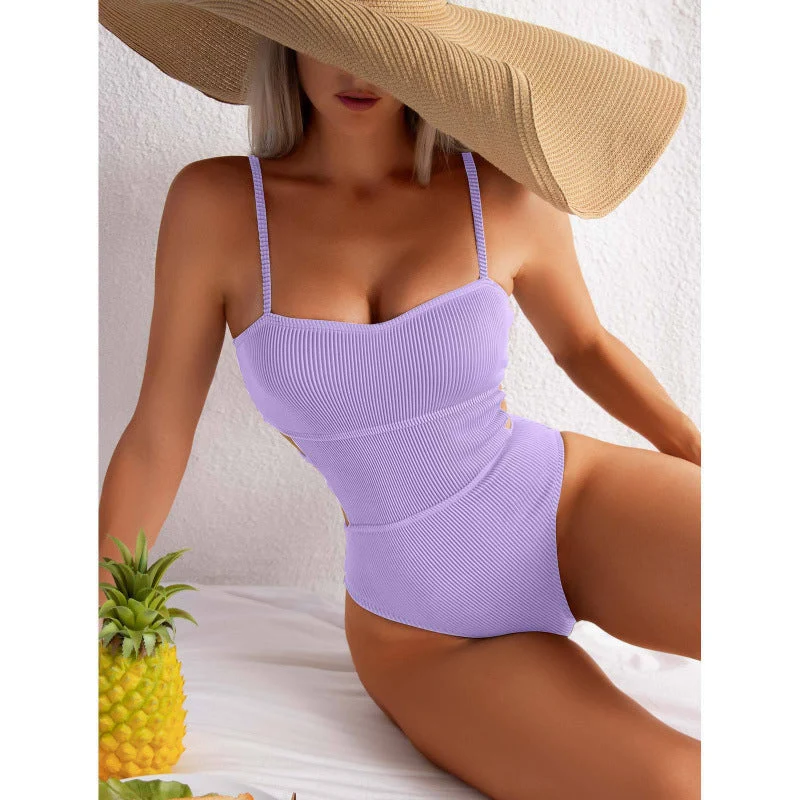 Damen Einteiler Badeanzug mit elegantem Rippendesign und figurschmeichelnder Silhouette