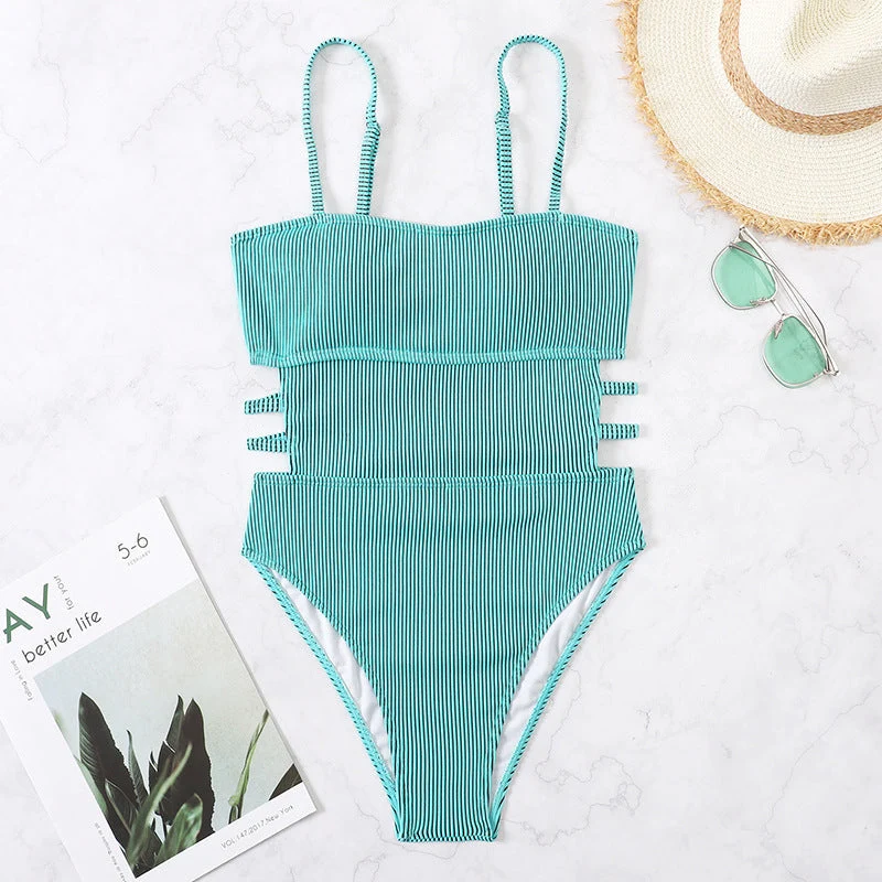 Damen Einteiler Badeanzug mit elegantem Rippendesign und figurschmeichelnder Silhouette