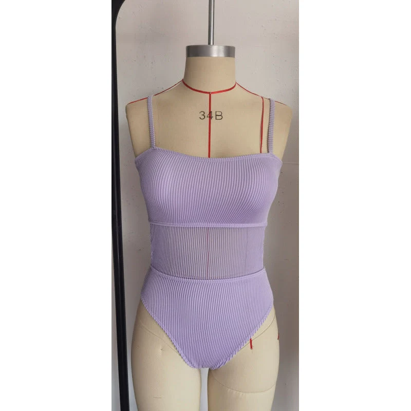 Damen Einteiler Badeanzug mit elegantem Rippendesign und figurschmeichelnder Silhouette