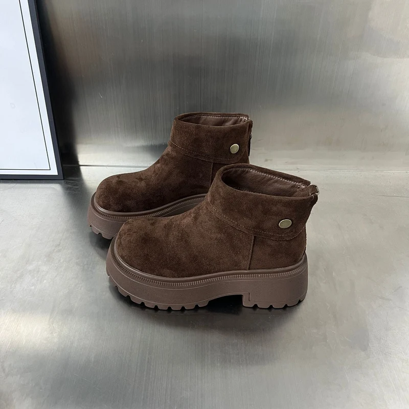 Damen Stiefeletten mit rutschfester Sohle und weichem Wildlederoberteil