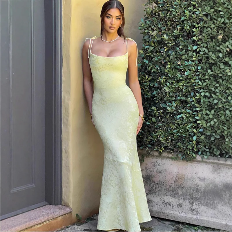 Damen Elegantes Maxikleid mit verführerischen Spaghettiträgern