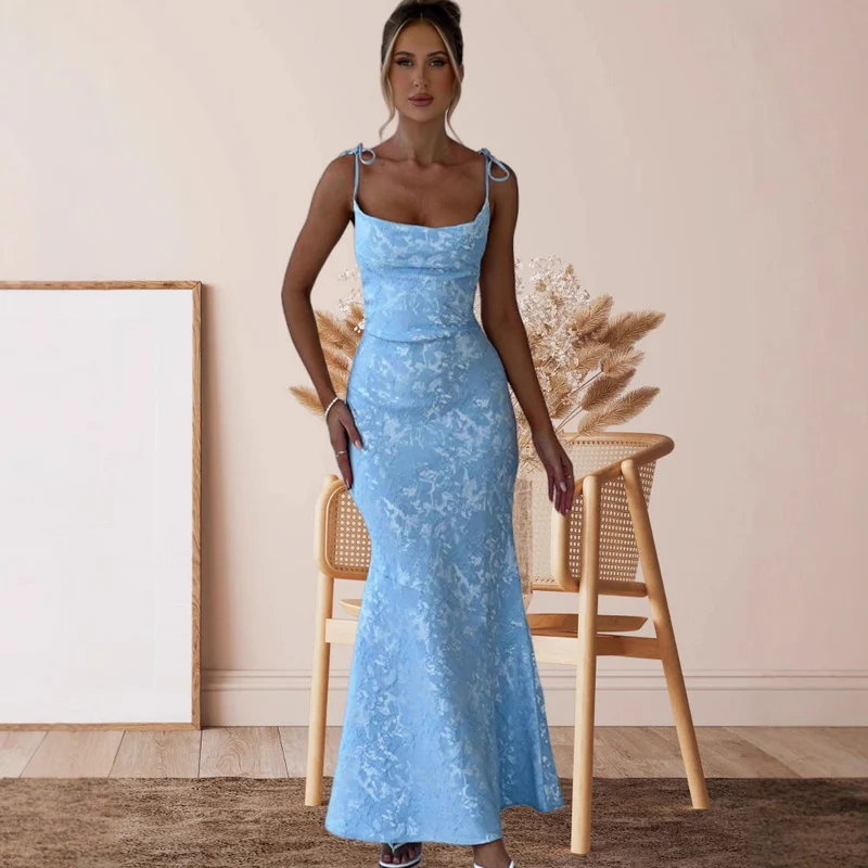 Damen Elegantes Maxikleid mit verführerischen Spaghettiträgern