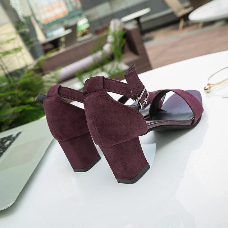 Damen Geschlossene Absatzsandalen mit elegantem Riemchen und robustem Blockabsatz Nord Taschen