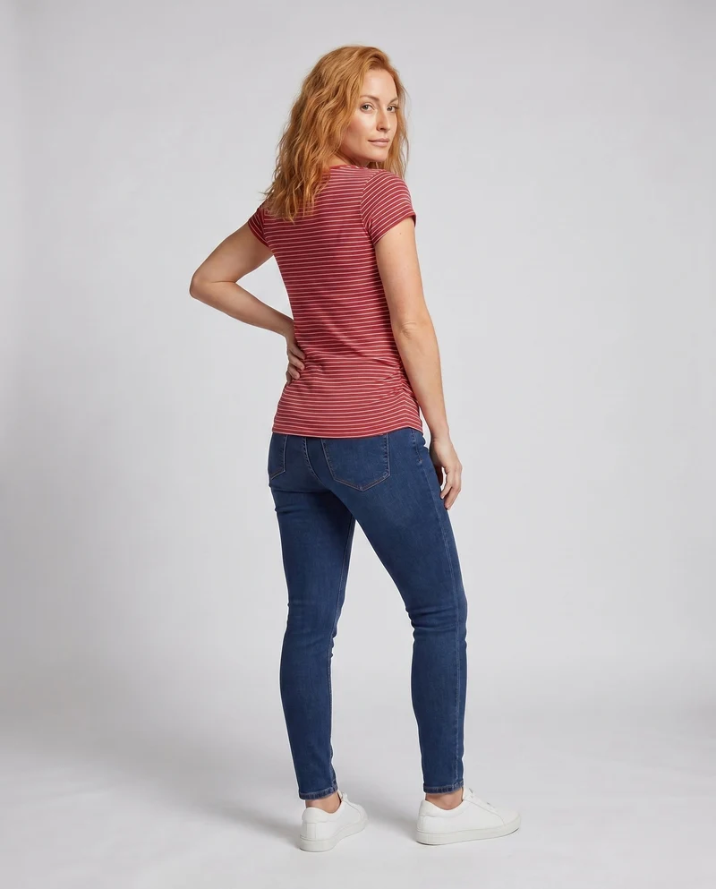 Damen lässiges Kurzarmshirt mit maritimer Streifenoptik und modischen Raffungselementen
