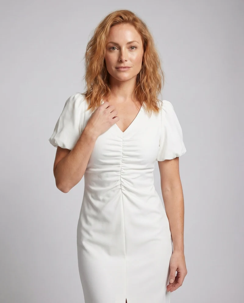 Damen Midi-Kleid mit Rüschendetails und schickem Schlitz