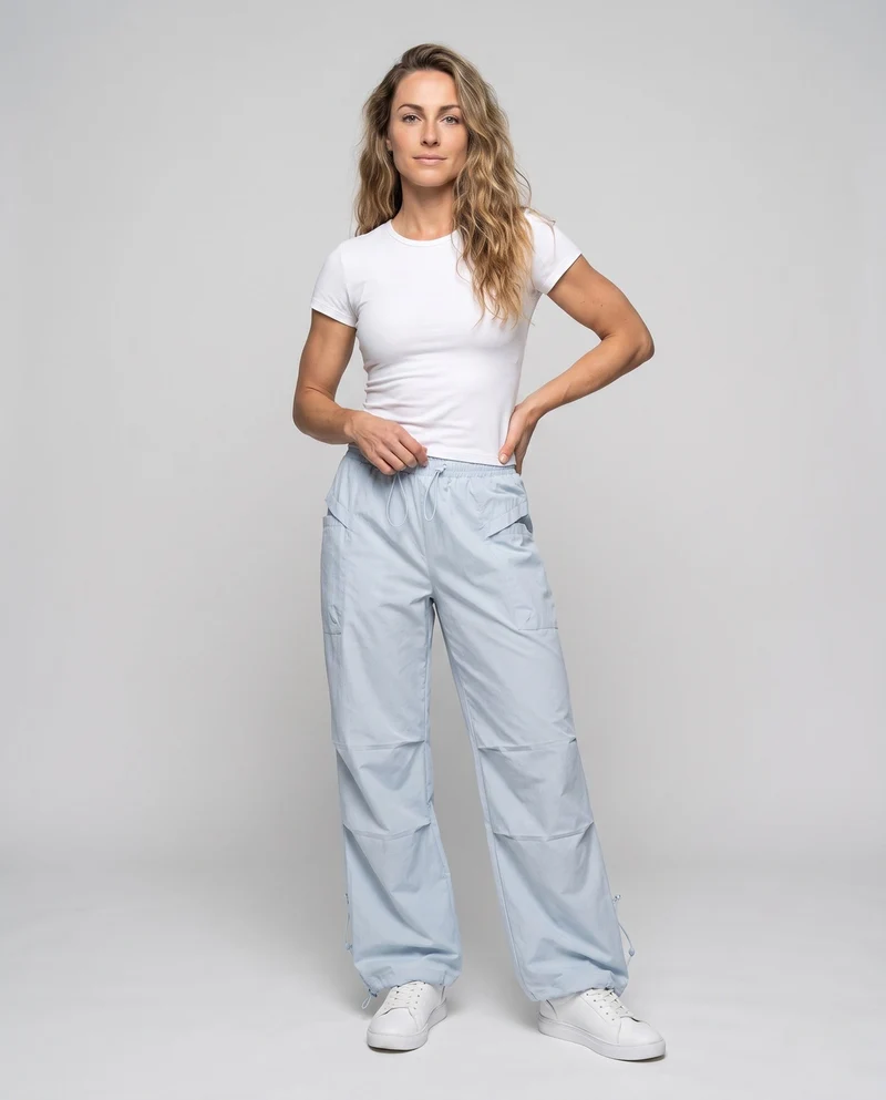 Damen leichte Cargo-Hose mit verstellbarem Bund und praktischen Taschen
