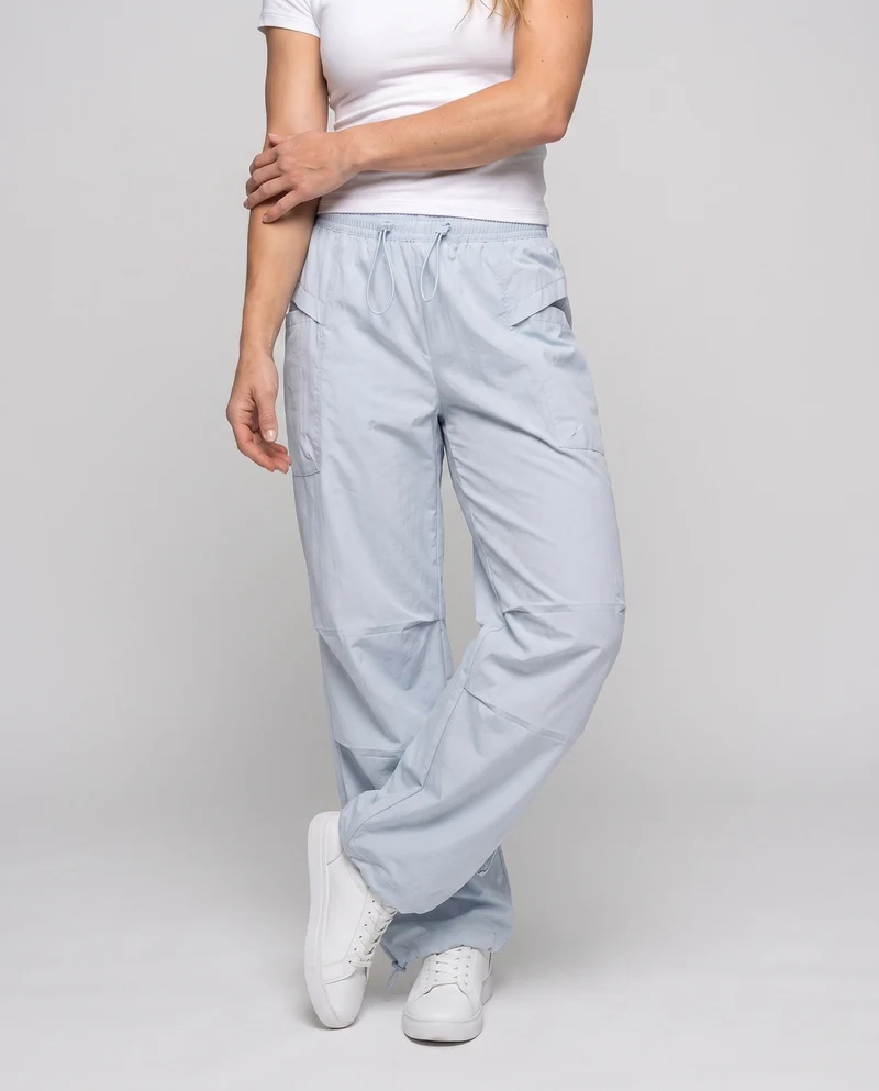 Damen leichte Cargo-Hose mit verstellbarem Bund und praktischen Taschen