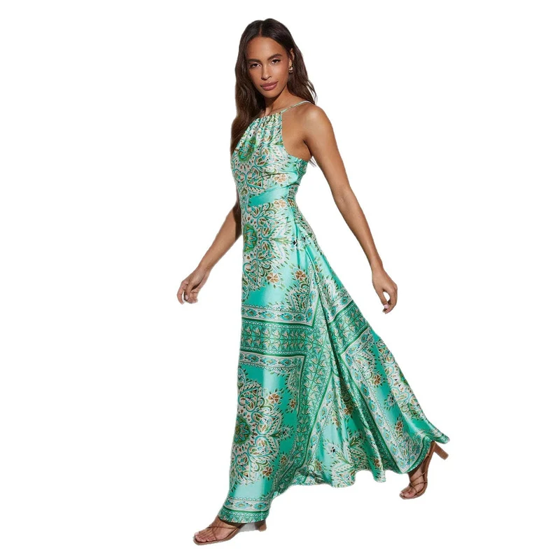 Damen Maxikleid mit verspielt floralem Design und schwingendem Rock Nord Taschen