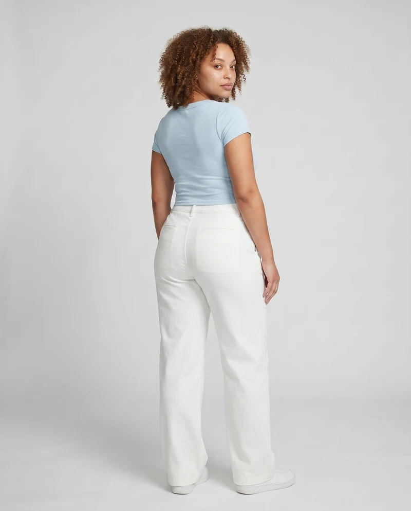 Damen Crop-Top mit geripptem Stoff und breiten Schultern