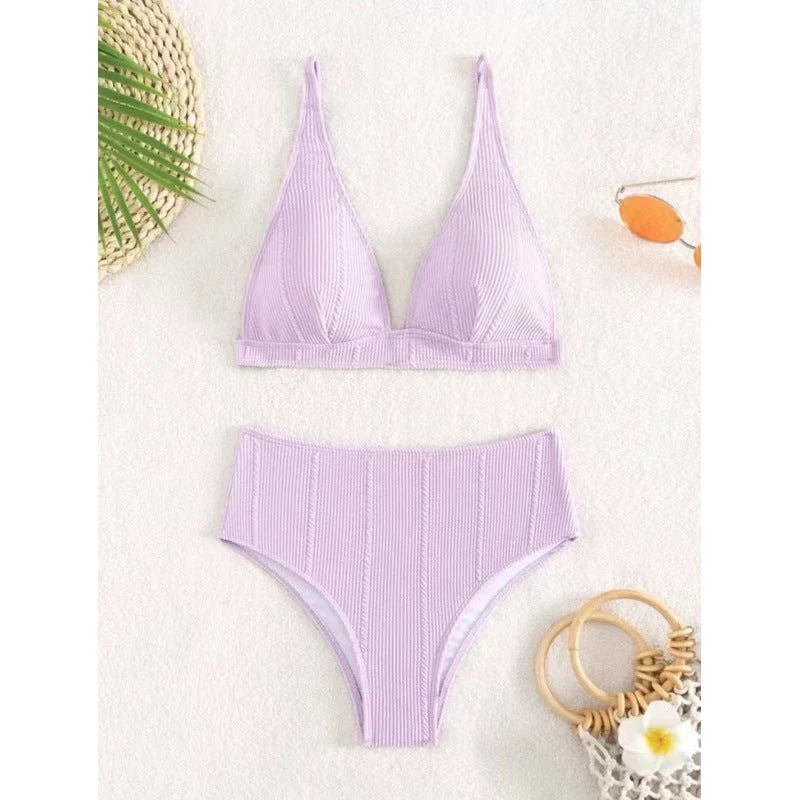 Damen Hochgeschnittener Bikini mit elegantem V-Ausschnitt und geripptem Design Nord Taschen