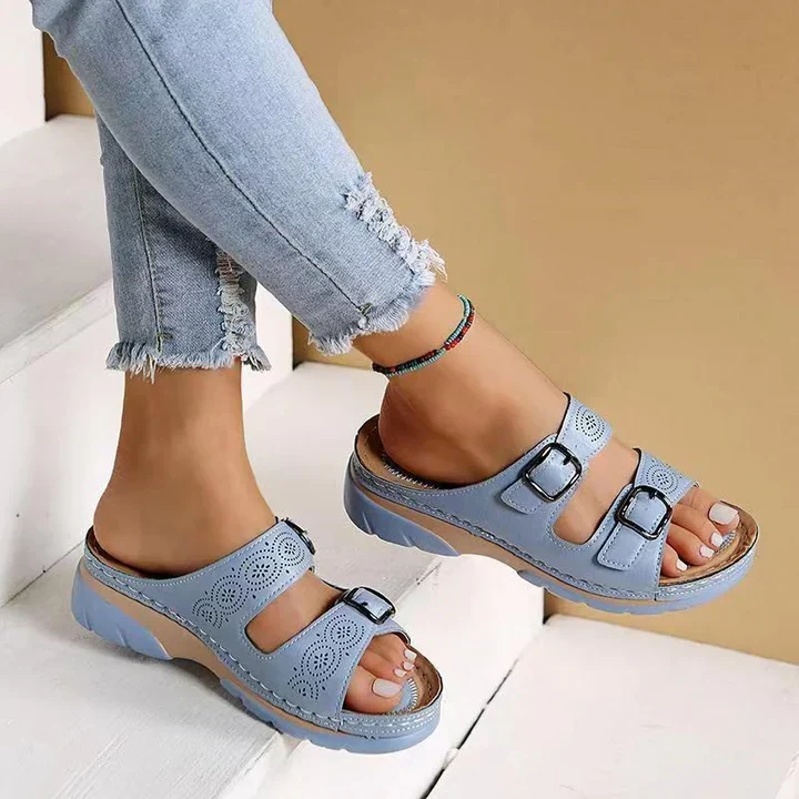 Bequeme orthopädische Sandalen für Damen