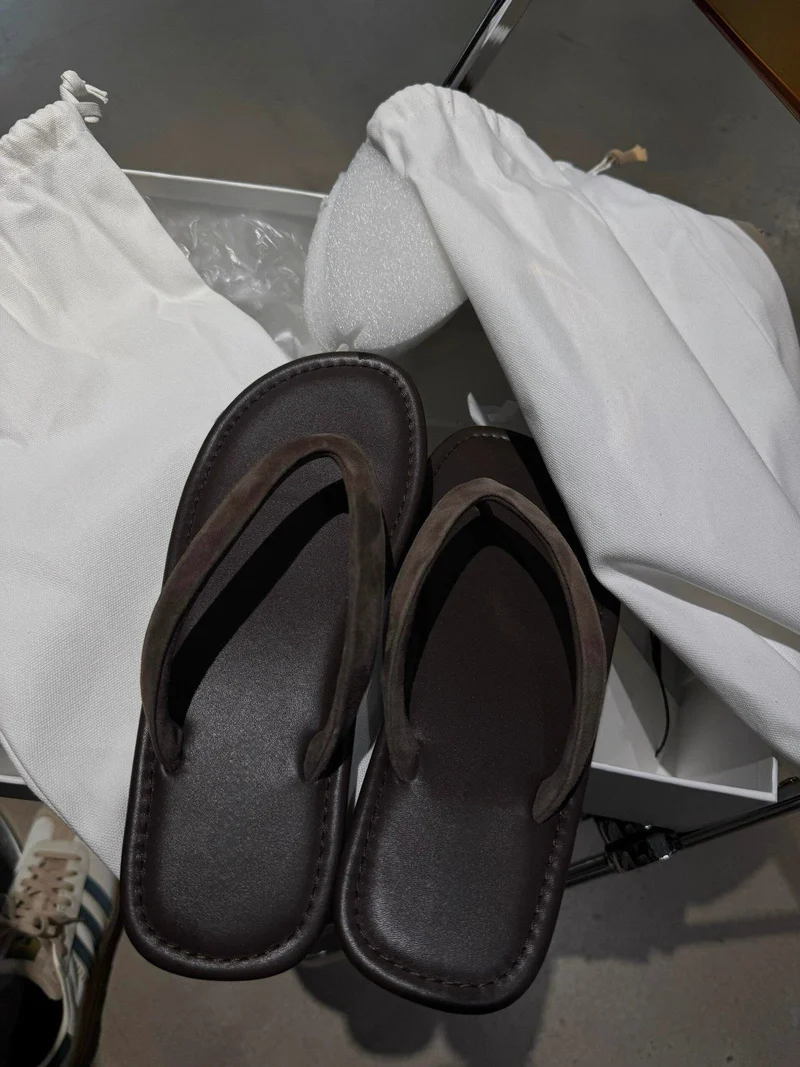 Damen Fußbett Flip-Flops mit rutschfester Sohle und anatomischer Passform