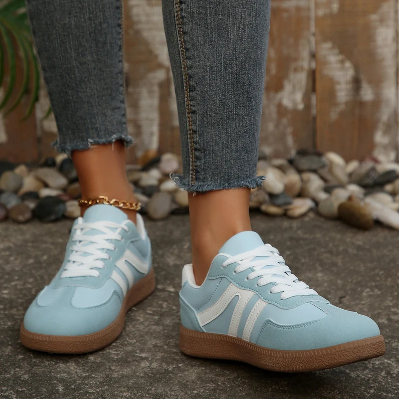 Damen Sportliche Freizeit-Sneaker mit klassischer Silhouette und atmungsaktiver Oberfläche
