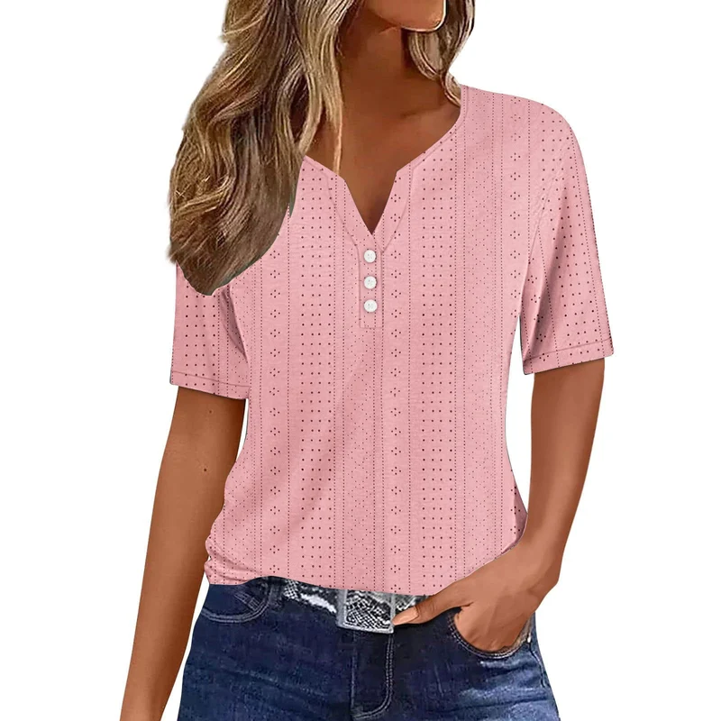 Damen Kurzarm Bluse mit Knopfdetails und feiner Lochmusterstruktur