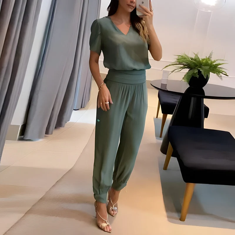 Bluse Und Hose Stilvolle Eleganz Und Komfort
