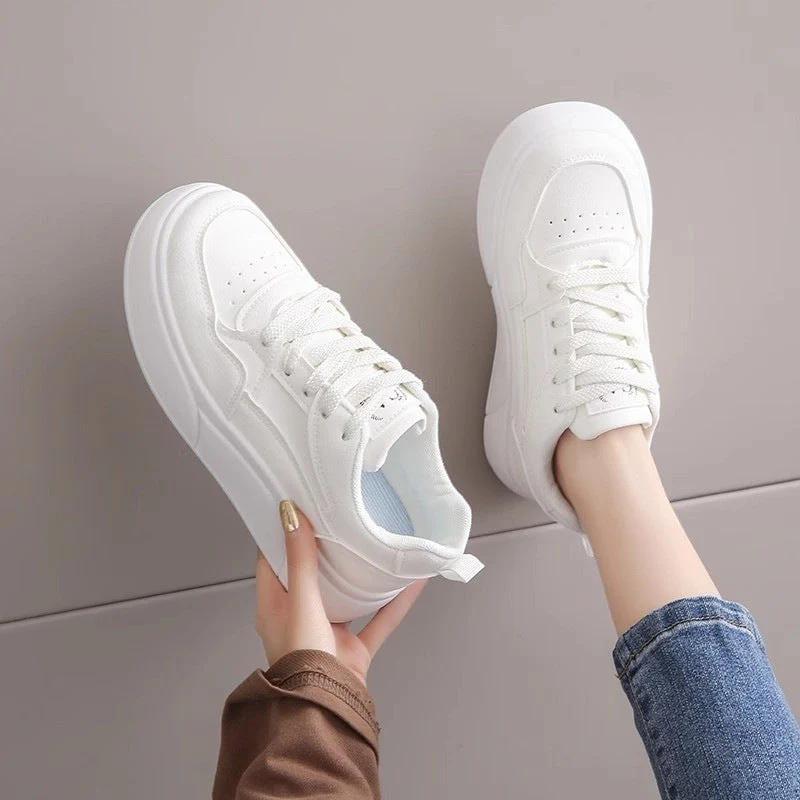 Damen Trendige Plattform-Sneaker mit bequemer Dämpfung und modischem Design